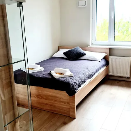 Praga Poludnie Family Апартаменты *