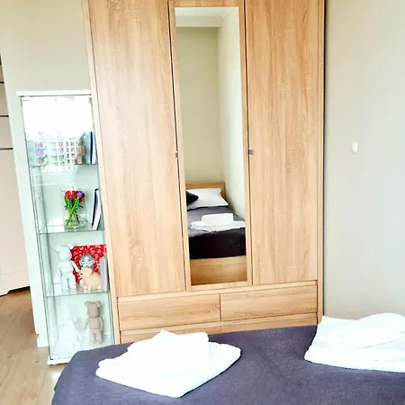 Praga Poludnie Family Apartment *